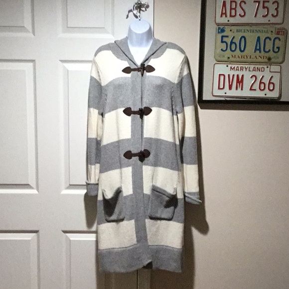 Old Navy Jackets & Blazers - Old Navy Sweater Coat - Size L